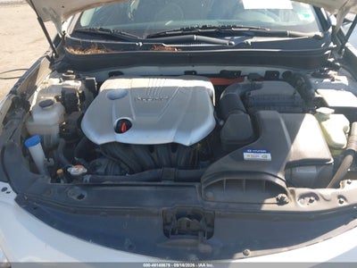 HYUNDAI SONATA HYBRID