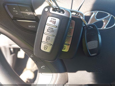 HYUNDAI SONATA HYBRID