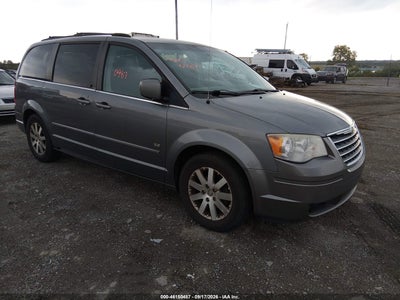 2009 Chrysler Town & Country