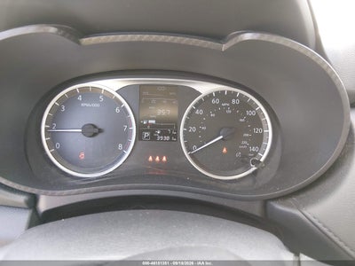 NISSAN VERSA