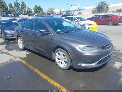 CHRYSLER 200