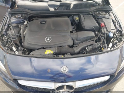 MERCEDES-BENZ CLA 250