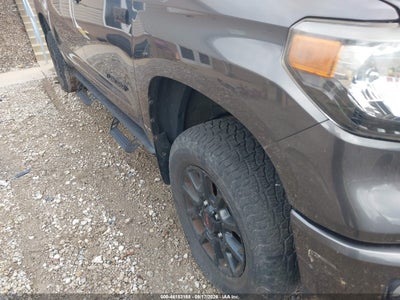 TOYOTA TUNDRA