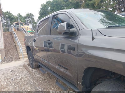 TOYOTA TUNDRA