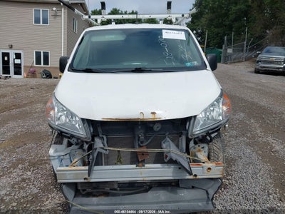 NISSAN NV200