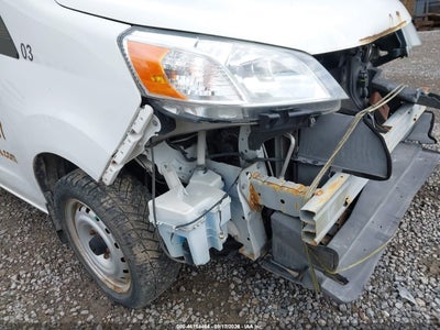 NISSAN NV200