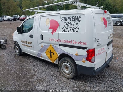 NISSAN NV200