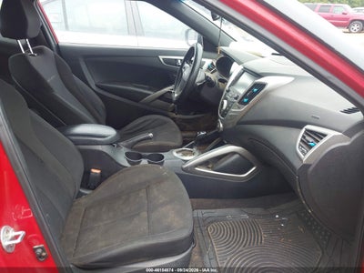 HYUNDAI VELOSTER