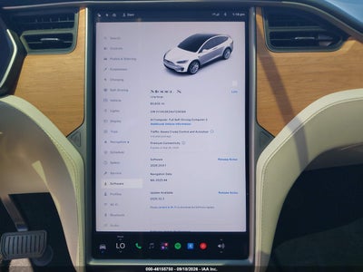 TESLA MODEL X