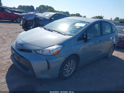 TOYOTA PRIUS V