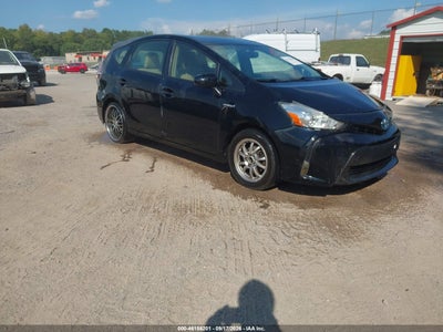 TOYOTA PRIUS V