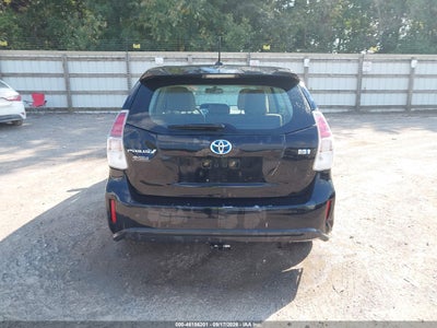 TOYOTA PRIUS V