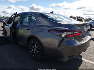 TOYOTA CAMRY