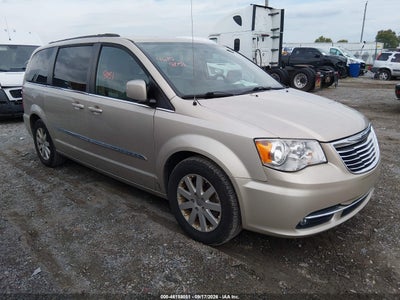 2016 Chrysler Town & Country