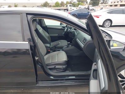 VOLKSWAGEN JETTA HYBRID