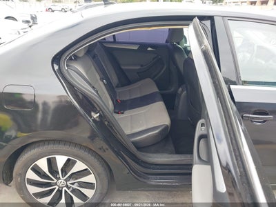 VOLKSWAGEN JETTA HYBRID