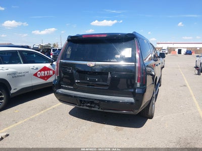 CADILLAC ESCALADE ESV