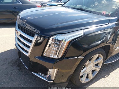 CADILLAC ESCALADE ESV