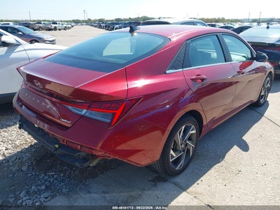 HYUNDAI ELANTRA