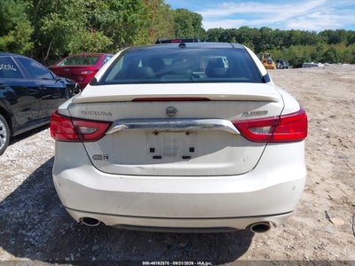 NISSAN MAXIMA