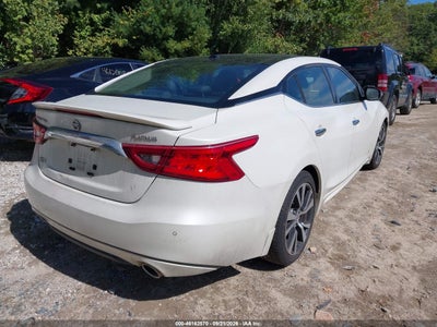 NISSAN MAXIMA