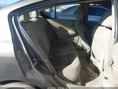 2016 NISSAN VERSA 8