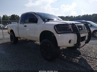 2004 Nissan Titan XE