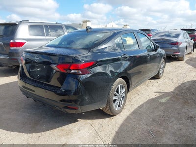 NISSAN VERSA