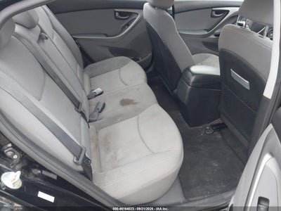 2016 HYUNDAI ELANTRA 8