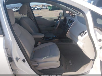 NISSAN LEAF