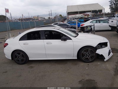 MERCEDES-BENZ A 220