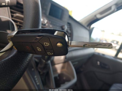 FORD TRANSIT-250 CARGO VAN
