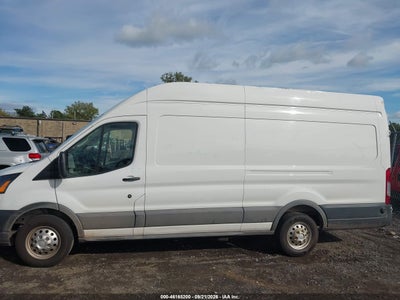 FORD TRANSIT-250 CARGO VAN