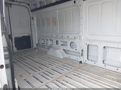 FORD TRANSIT-250 CARGO VAN