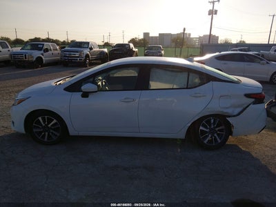 NISSAN VERSA