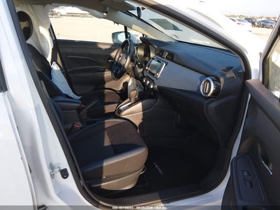NISSAN VERSA