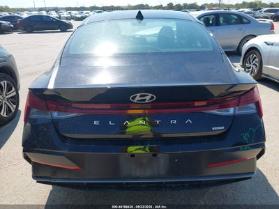 HYUNDAI ELANTRA HYBRID