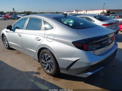 HYUNDAI SONATA HYBRID