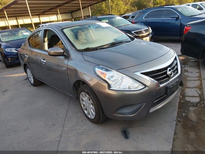NISSAN VERSA