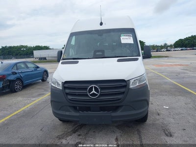 MERCEDES-BENZ SPRINTER 2500