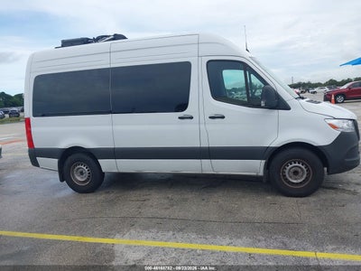 MERCEDES-BENZ SPRINTER 2500