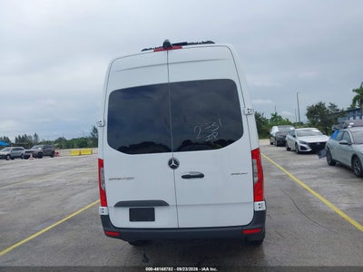 MERCEDES-BENZ SPRINTER 2500