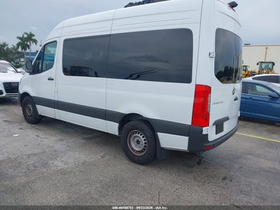 MERCEDES-BENZ SPRINTER 2500