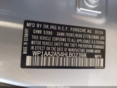 PORSCHE MACAN