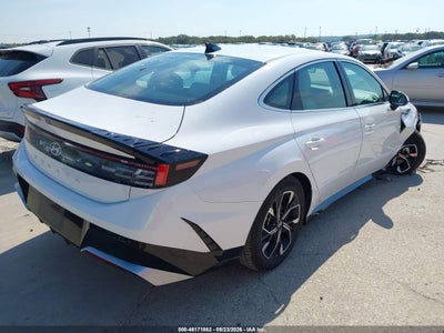 HYUNDAI SONATA