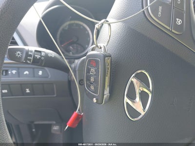 2016 HYUNDAI SANTA FE 11