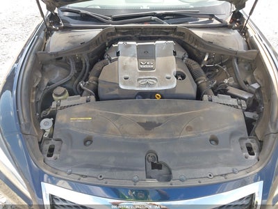 INFINITI Q70L