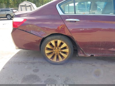 2014 HONDA ACCORD 17