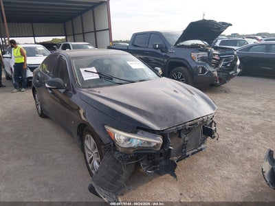 2015 INFINITI Q50