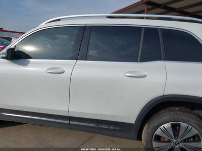 MERCEDES-BENZ EQB 300 SUV